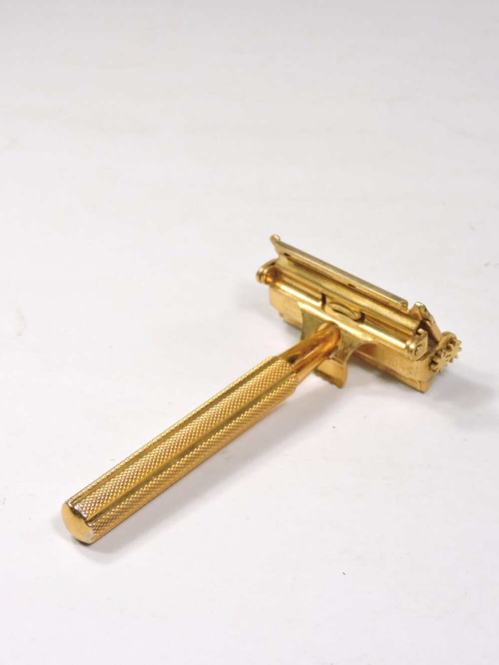 Gillette Valet Autostrop Safety Razor Gold Toned - Vintage Razor